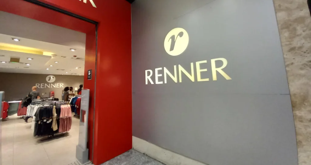 Renner está com 16 oportunidades de Emprego. Foto: Reprodução da Internet