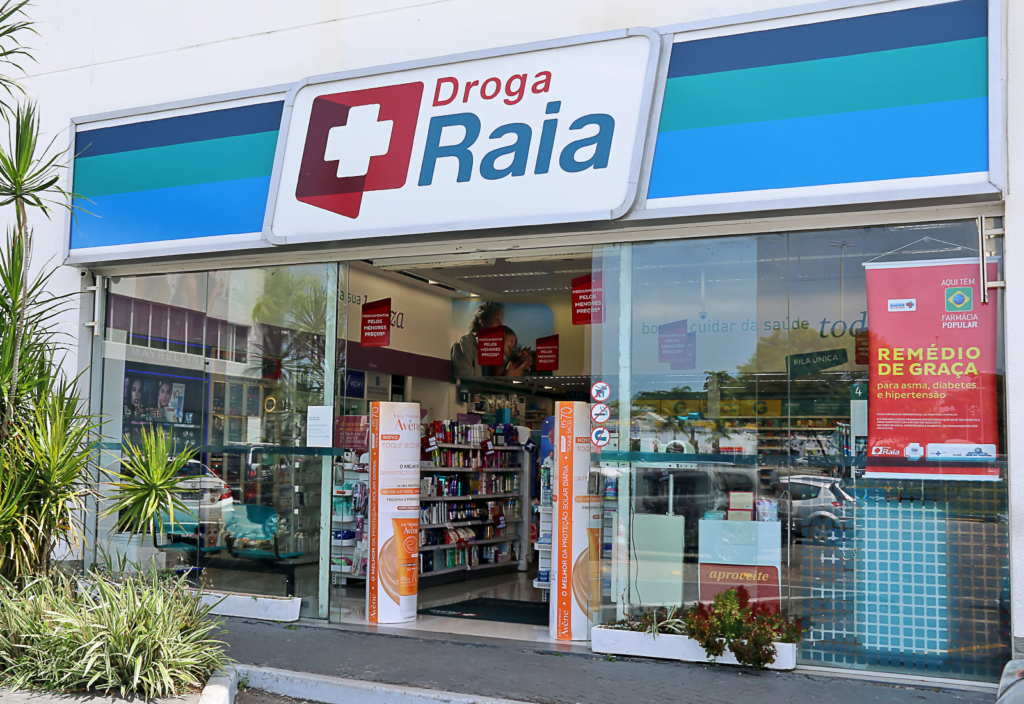 Droga Raia está com 297 vagas de emprego abertas