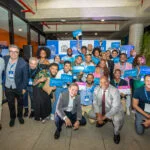 Cria da Quebrada forma primeira turma. Ao lado esquerdo Manir Fadel, Presidente & CCO, e João Caetano, Diretor Executivo de Criação, ambos da Gray Brasil. Em primeiro plano André Felicíssimo, Presidente da P&G Brasil, José Vicente, Reitor. Foto: Grey Brasil