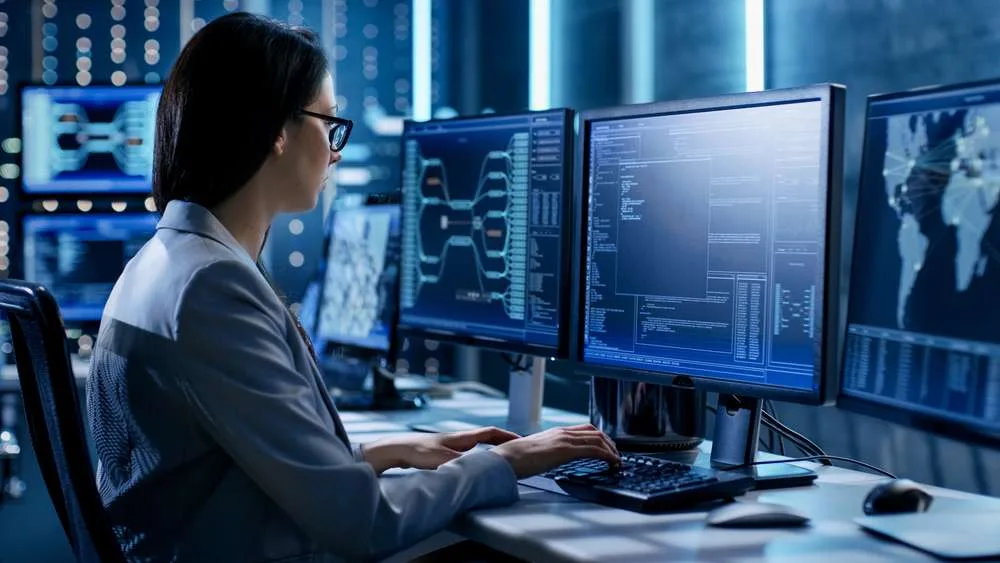 7 Cursos Gratuitos em Tecnologia para você ingressar no setor